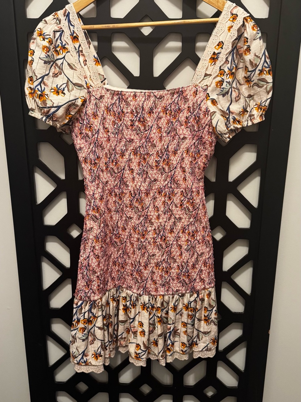 foxiedox Cream Lined Pink Floral Top